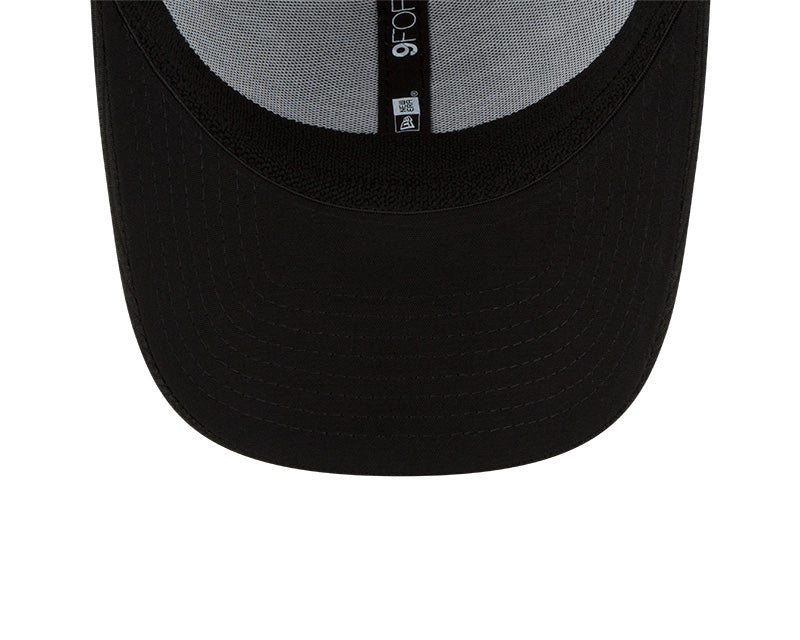 Men's Chicago White Sox New Era Black 2022 Clubhouse 9FORTY Adjustable Snapback Hat