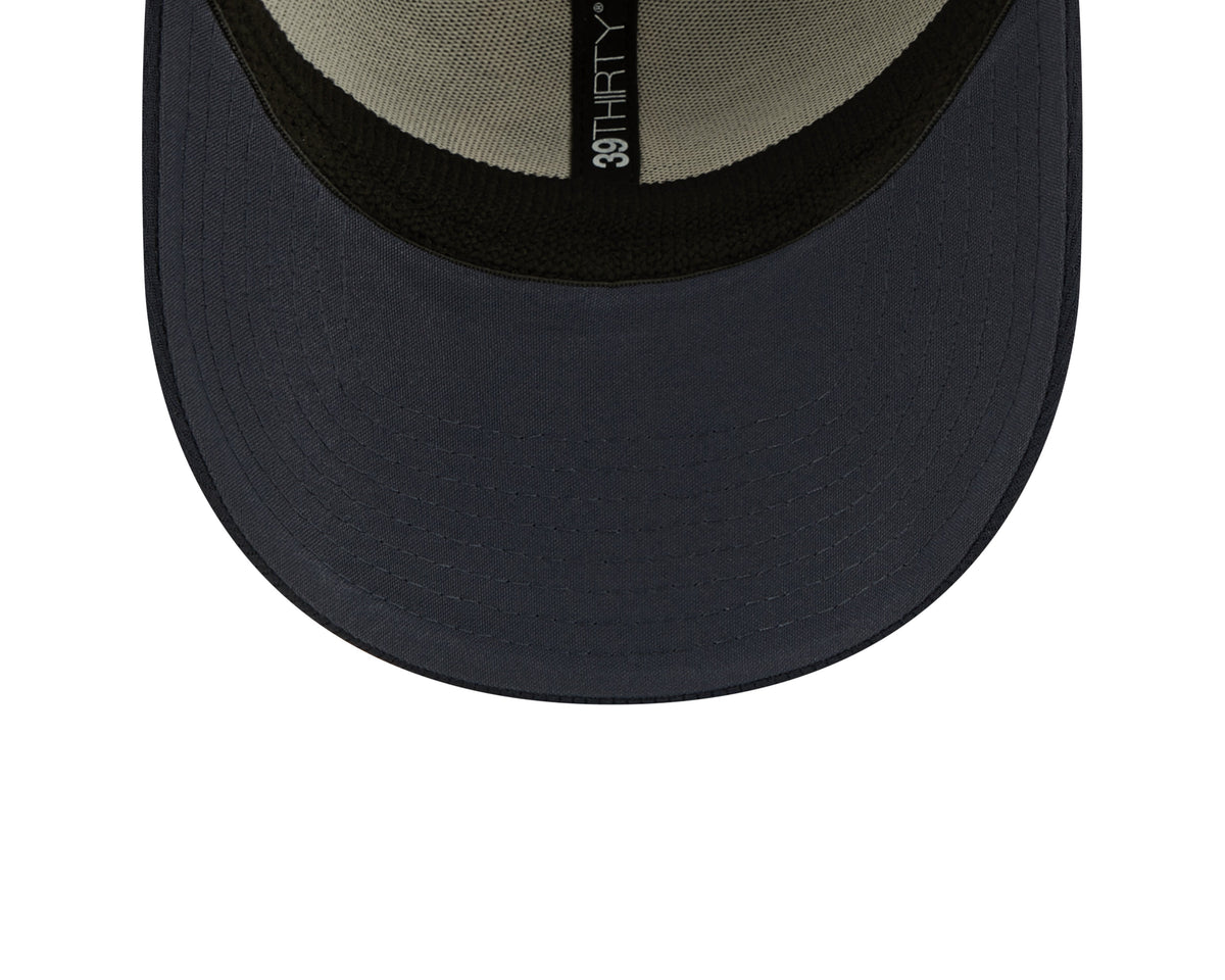 Men's Chicago Bears Mascot Logo New Era Navy 2022 Sideline Coaches 39THIRTY Flex Hat