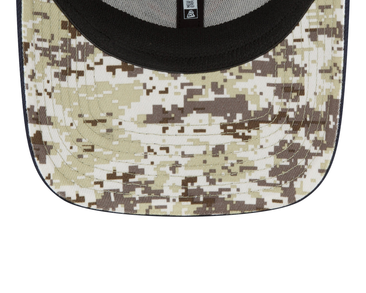 Men's Chicago Bears New Era Black 2022 Salute to Service Primary Logo 39THIRTY Flex Hat