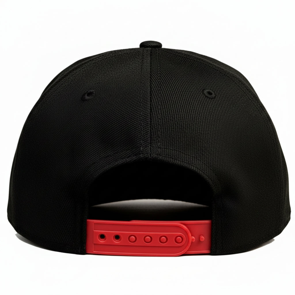 Mens Chicago White Sox New Era Black Cooperstown Collection 1960-1972 Logo 9FIFTY Snapback Hat