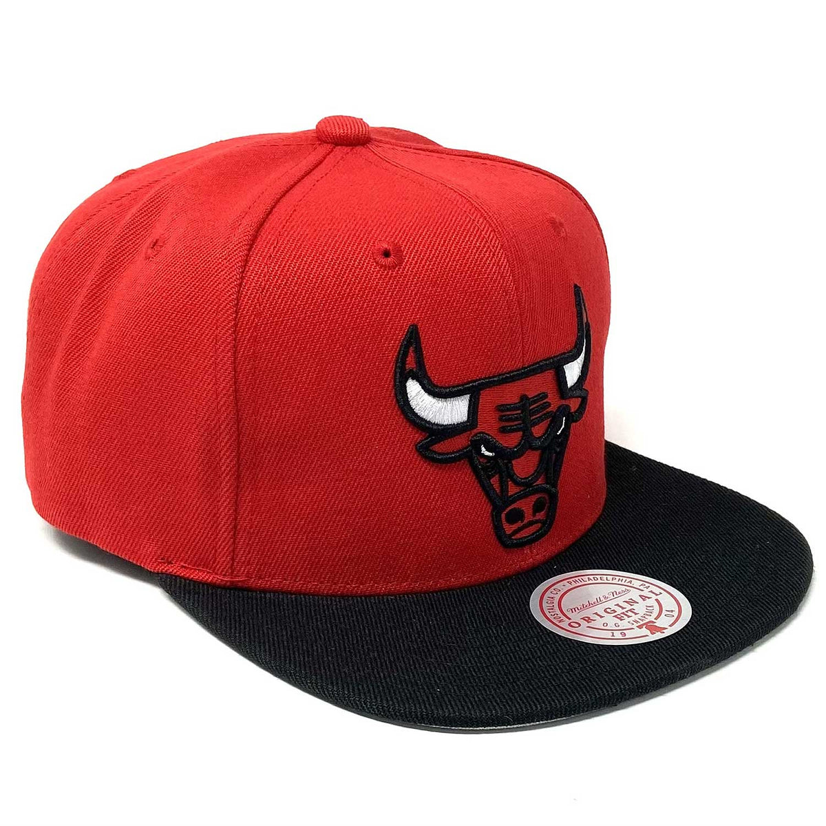 Men's Mitchell & Ness Chicago Bulls Core Red/ Black Adjustable Snapback Hat