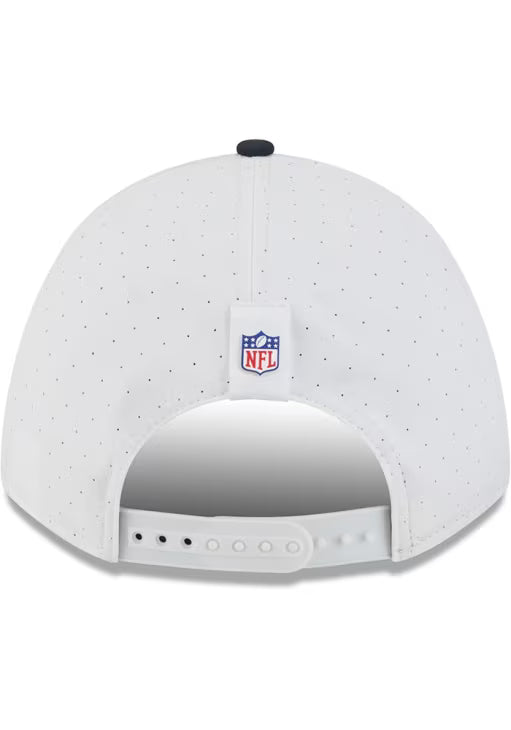 Men's Chicago Bears New Era White/Navy B 2025 NFL Training Camp 9FORTY M-Crown Adjustable A-Frame Hat