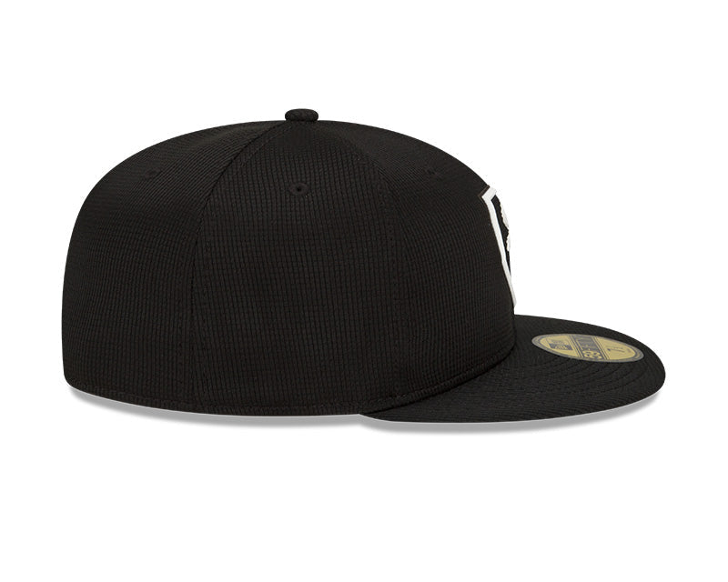 Men's Chicago White Sox Black Alternate 2022 New Era Clubhouse Collection 59FIFTY Fitted Hat