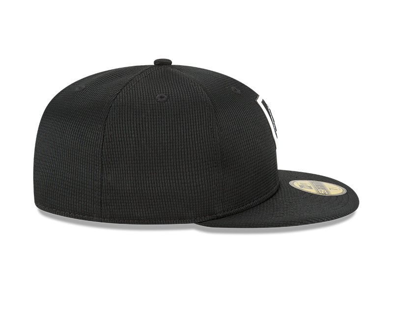 Men's Chicago Cubs Black New Era 2022 Clubhouse Collection 59FIFTY Fitted Hat