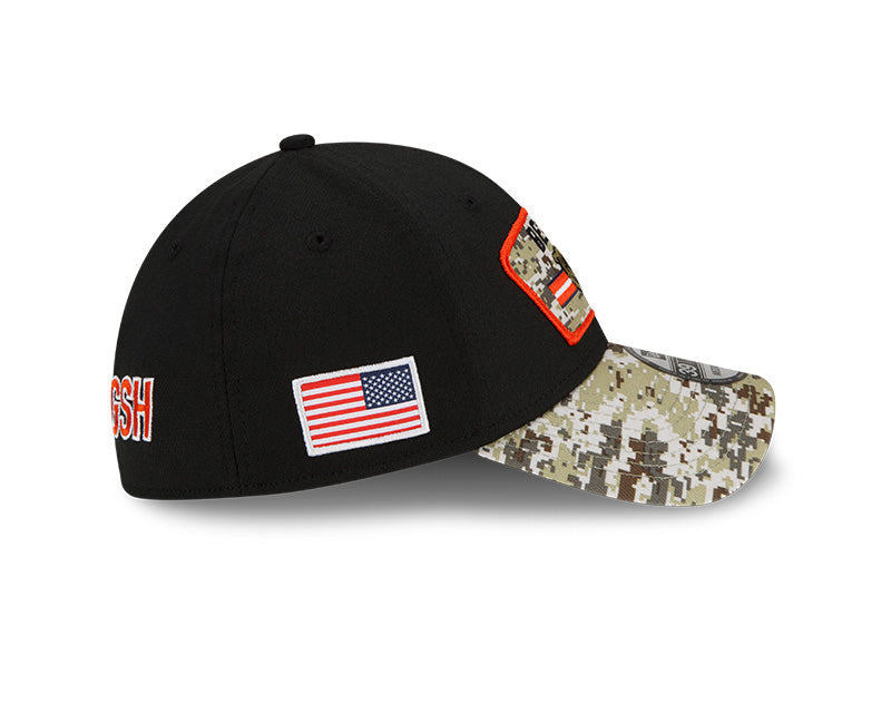 Men's Chicago Bears New Era Black 2021 Salute to Service Historic Logo 39THIRTY Flex Hat