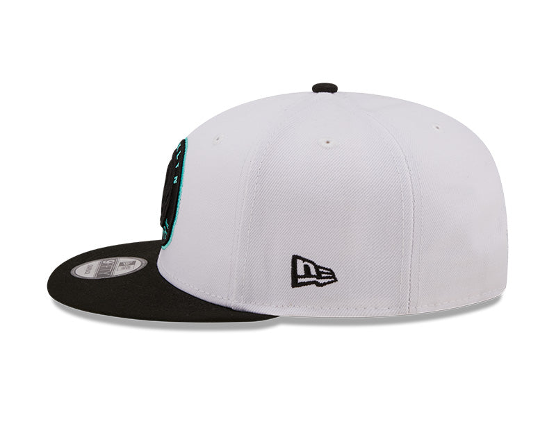 Men's Brooklyn Nets New Era 2 Tone White and Black Color Pack 9FIFTY Snapback Hat