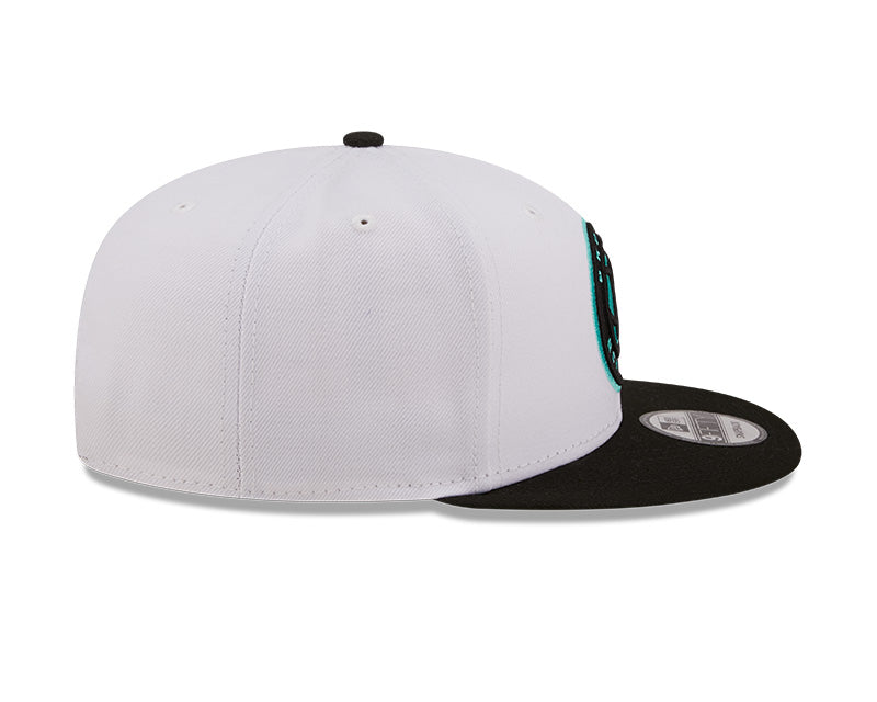 Men's Brooklyn Nets New Era 2 Tone White and Black Color Pack 9FIFTY Snapback Hat