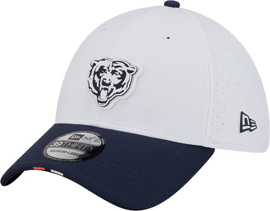 Men's Chicago Bears New Era White/Navy 2025 NFL Training Camp 39THIRTY Flex Hat