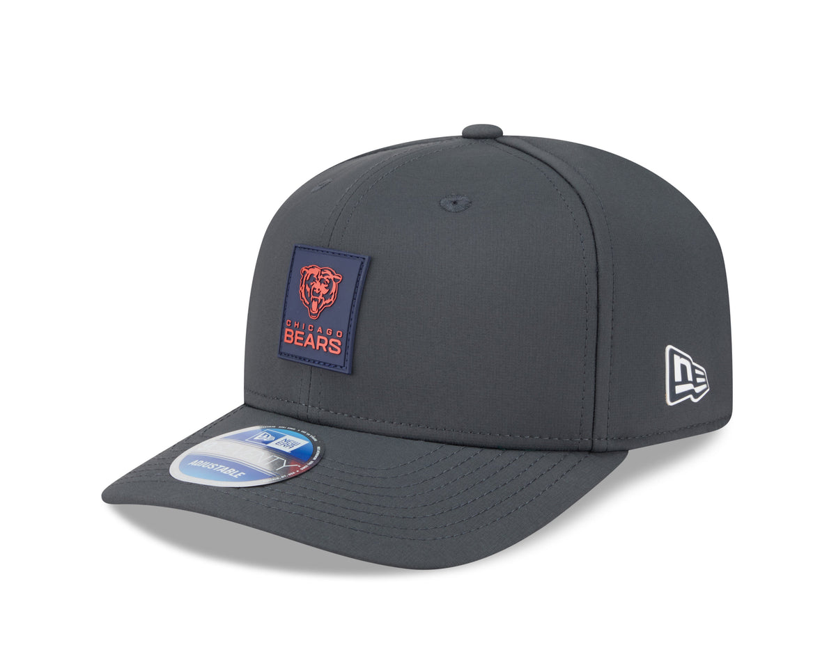 Men's Chicago Bears New Era Graphite 2025 Sideline 9SEVENTY Cold Adjustable Hat