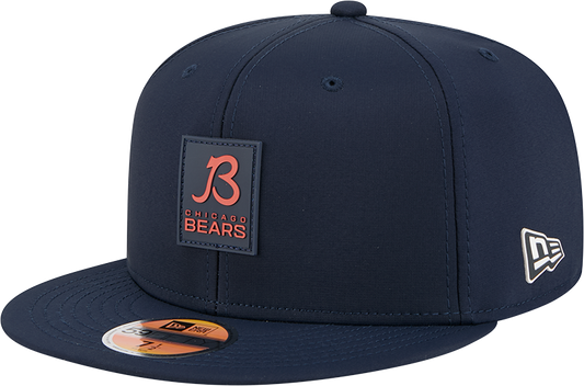 Men's Chicago Bears New Era Navy 2025 Sideline B 59FIFTY Fitted Hat