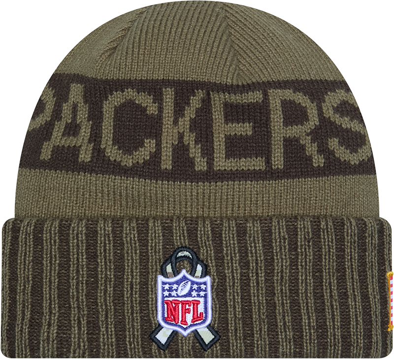 Green Bay Packers New Era Green 2025 NFL Sideline Salute To Service Cuffed Knit Hat