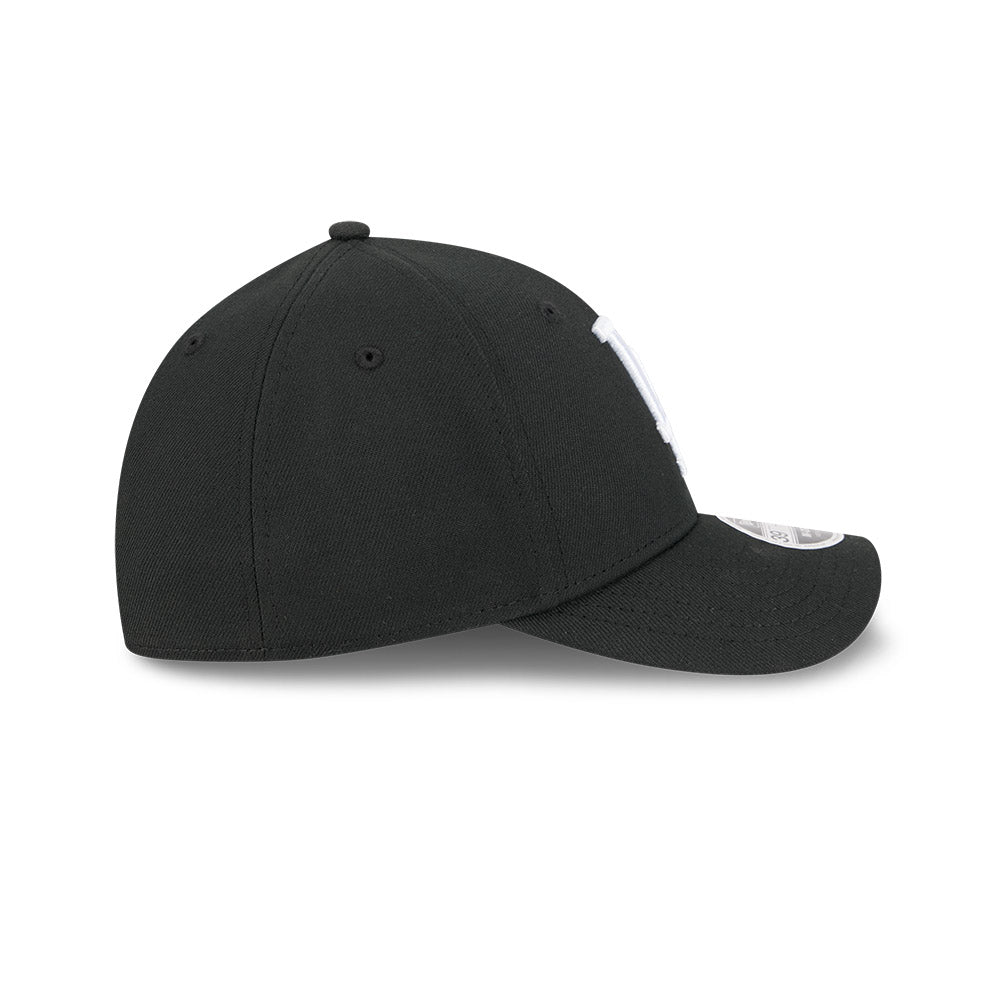 Los Angeles Dodgers M-Crown 39Thirty Black/White Flex Fit Hat