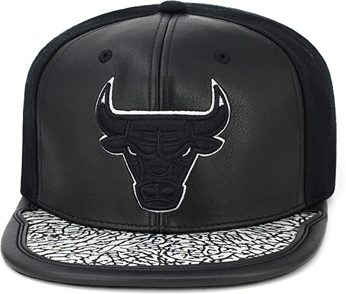 Chicago Bulls Day One Black & White Cement Mitchell & Ness Snapback Hat