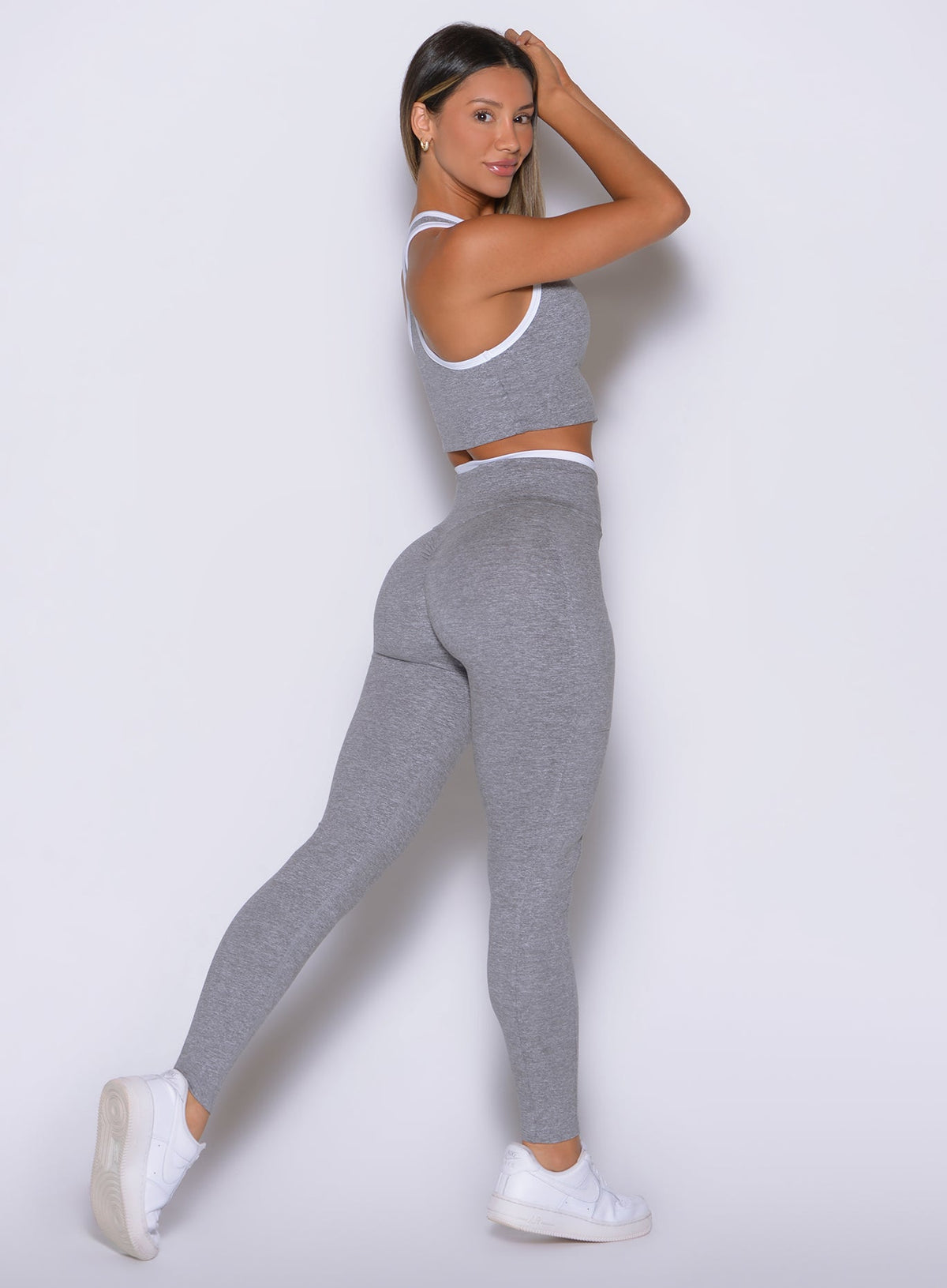 Line Contour Leggings