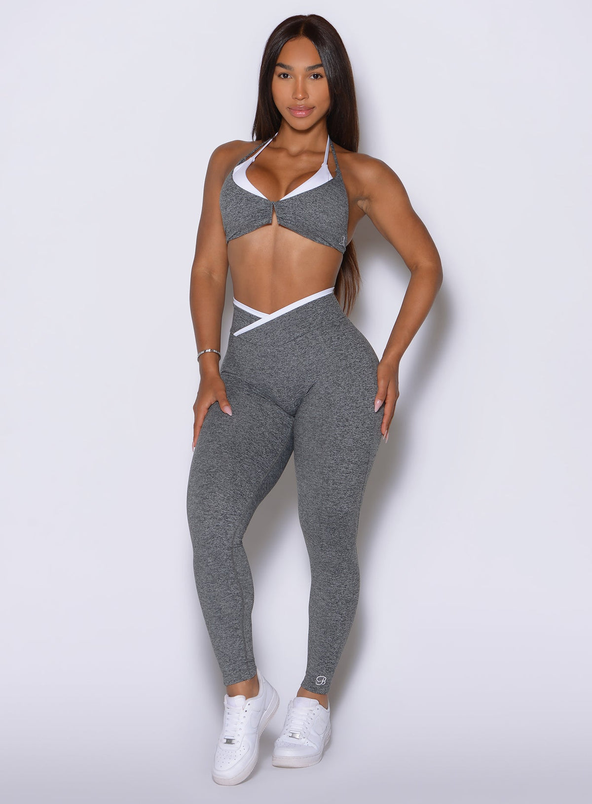 Line Contour Leggings