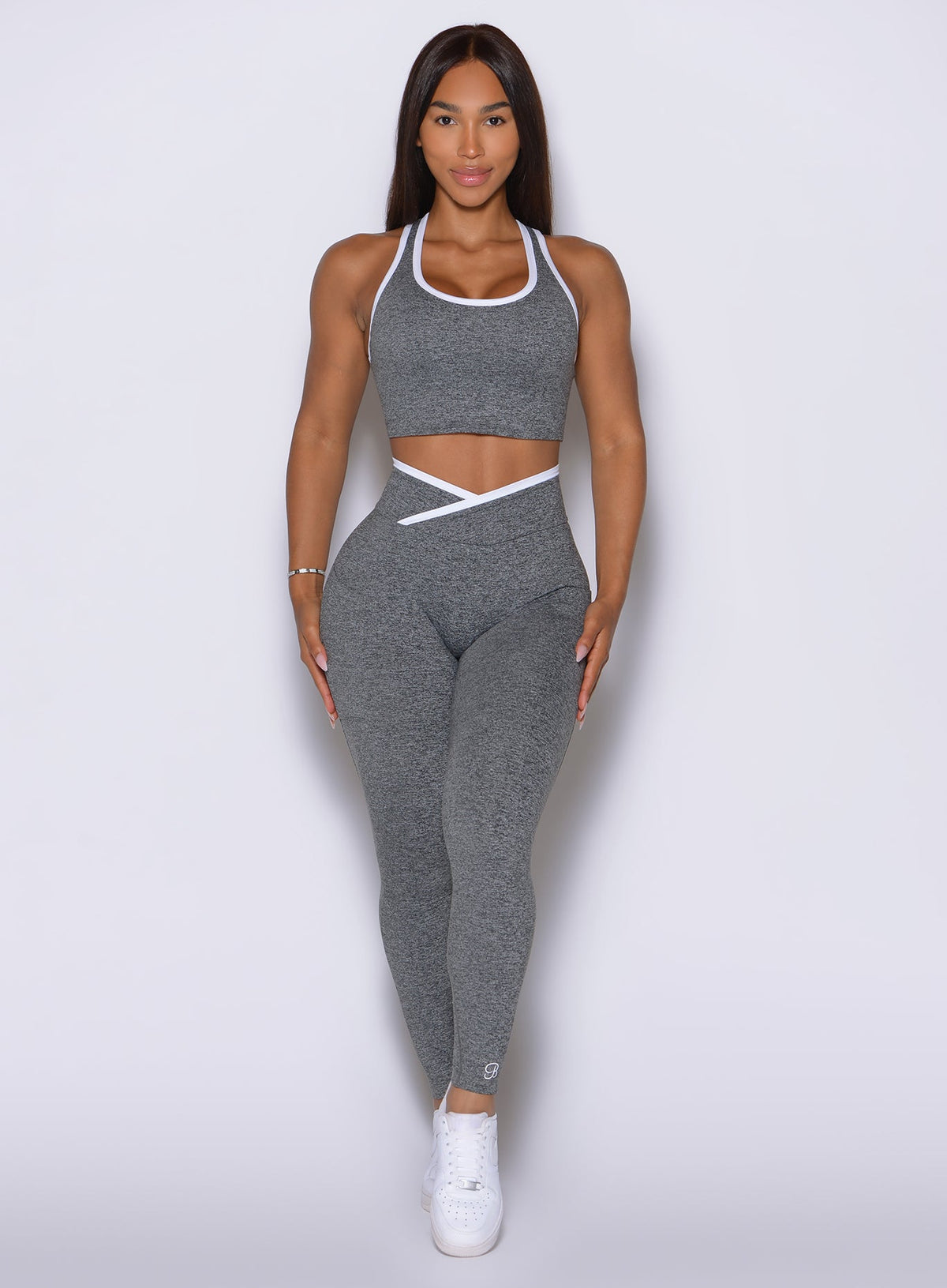 Line Contour Leggings
