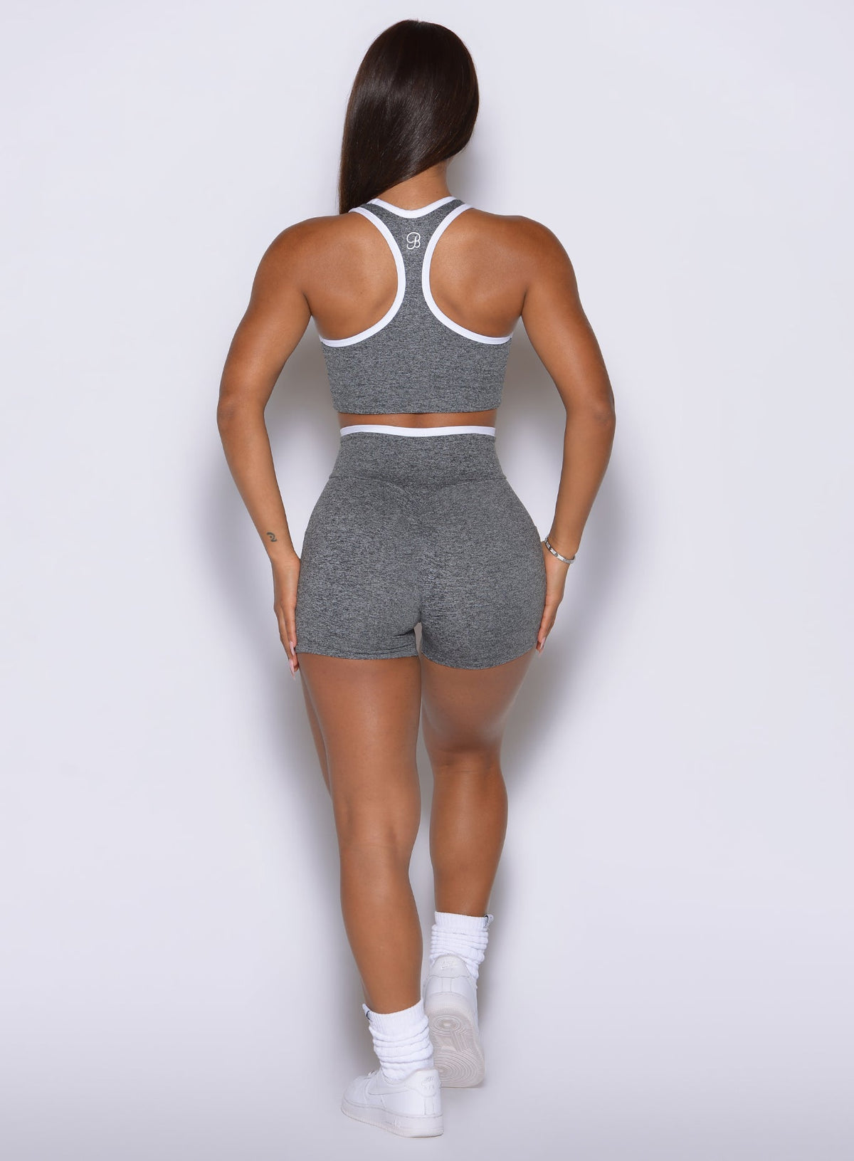Line Contour Shorts