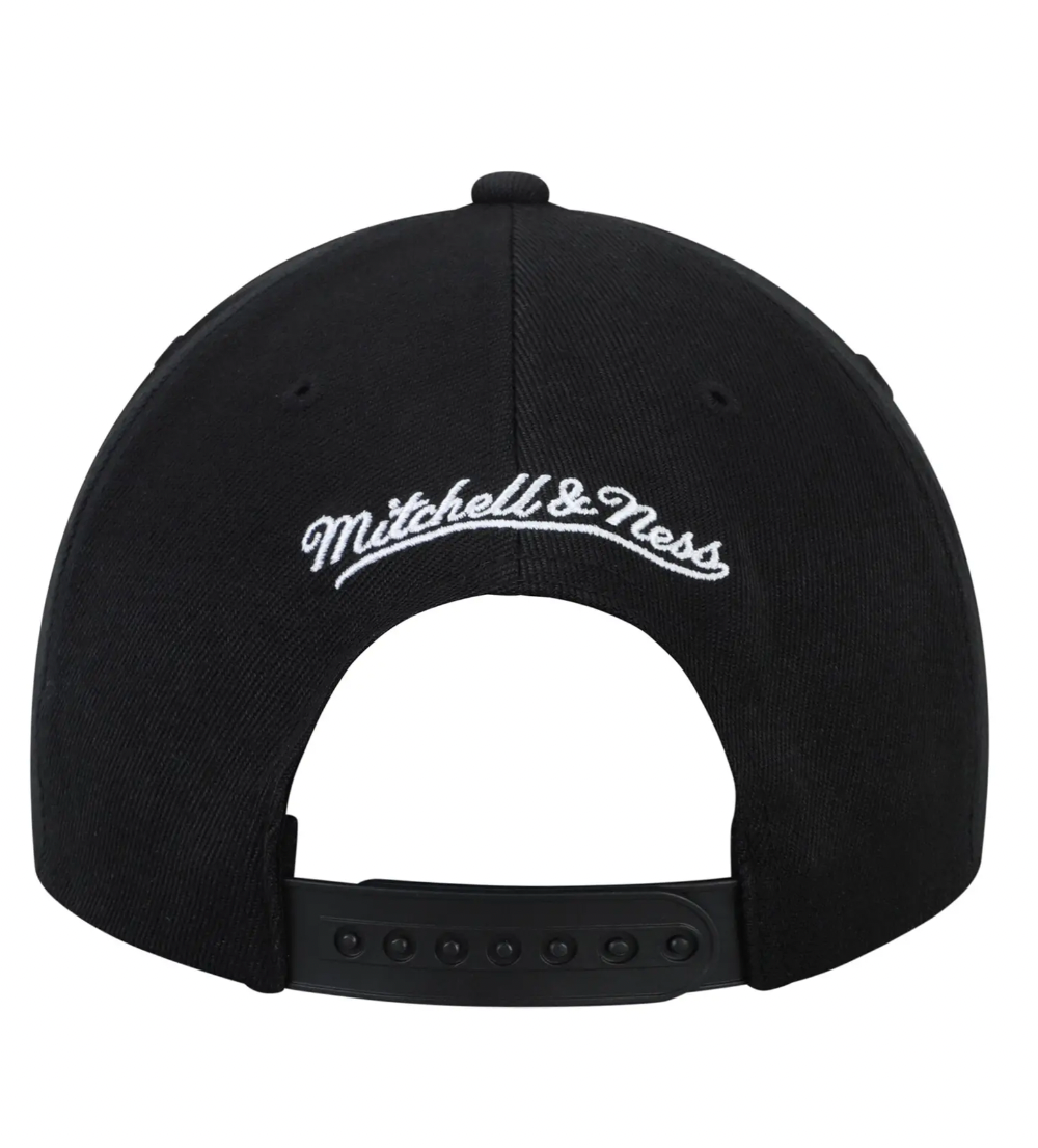 Men's Brooklyn Nets Black NBA Sports Specialty Snapback Adjustable Hat