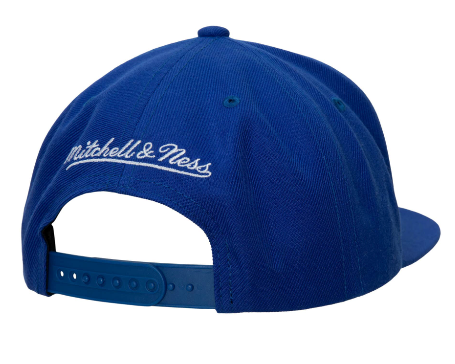 Men's New York Knicks Mitchell & Ness NBA HWC Ground 2.0 Snapback Hat