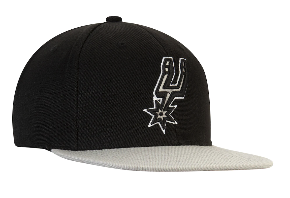 Men's Mitchell & Ness San Antonio Spurs 2-Tone 2.0 Black/Gray Adjustable Snapback Hat