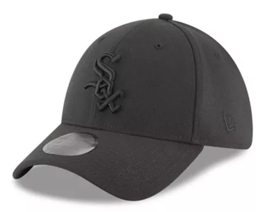 Chicago White Sox New Era Blackout Tonal 39THIRTY Flex Fit Cap