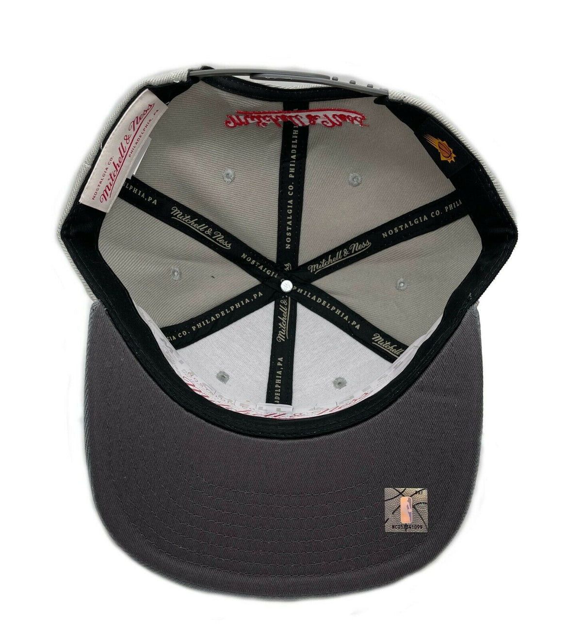 Men's Phoenix Suns NBA Cool Gray 3 Mitchell & Ness Snapback Hat