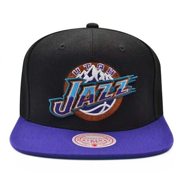 Men's Mitchell & Ness Utah Jazz NBA Core Basic 2 Tone Black/Purple Hardwood Classics Snapback Hat