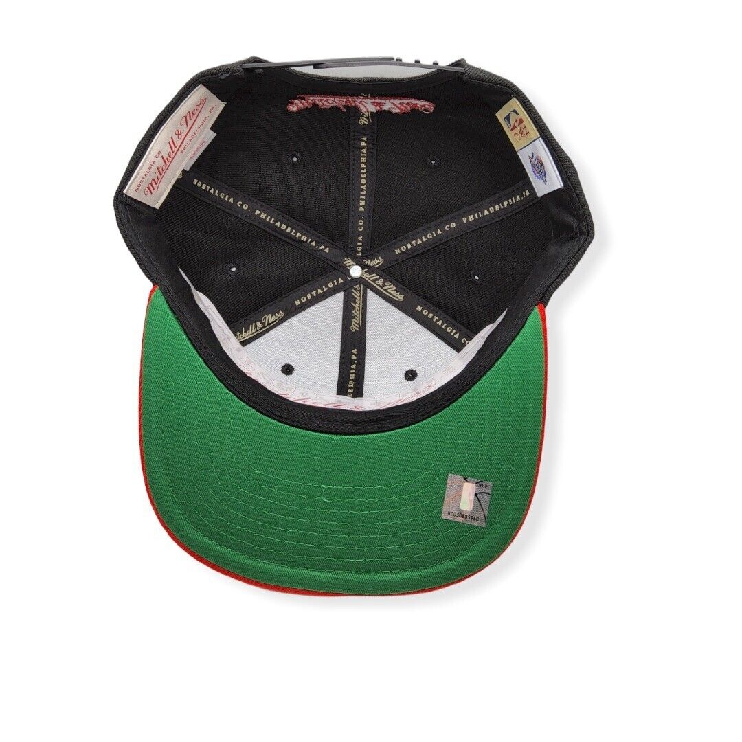 Men's Detroit Pistons Mitchell & Ness HWC Black Snapback Hat
