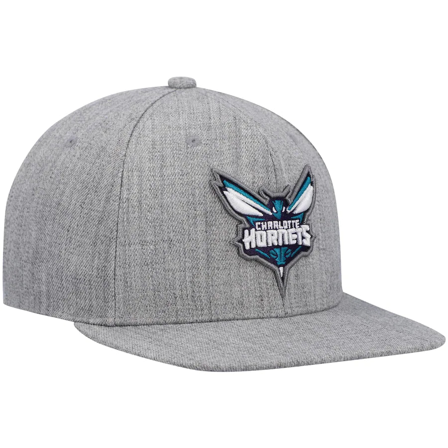 Charlotte Hornets Gray Heathered 2.0 Mitchell & Ness Snapback Hat