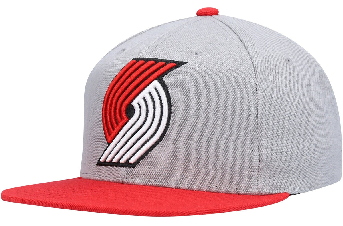 Men's Mitchell & Ness Gray Portland Trail Blazers Core Basic Snapback Hat